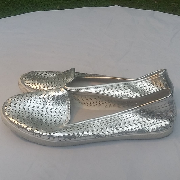 Silver Synthetic Leather Slip On's athletic wear - Picture 4 of 12